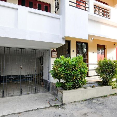 Oyo Simplex Guest House Behala 콜카타 외부 사진
